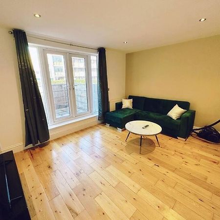1 Bed Room Flat Near Central 伦敦 外观 照片