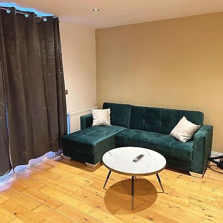 1 Bed Room Flat Near Central 伦敦 外观 照片
