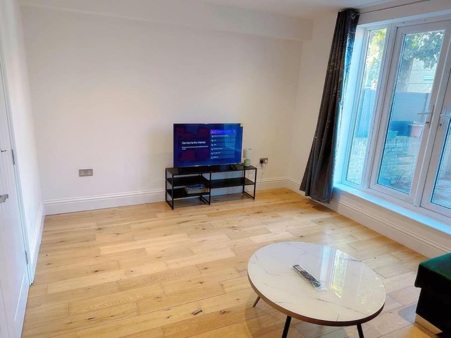 1 Bed Room Flat Near Central 伦敦 外观 照片