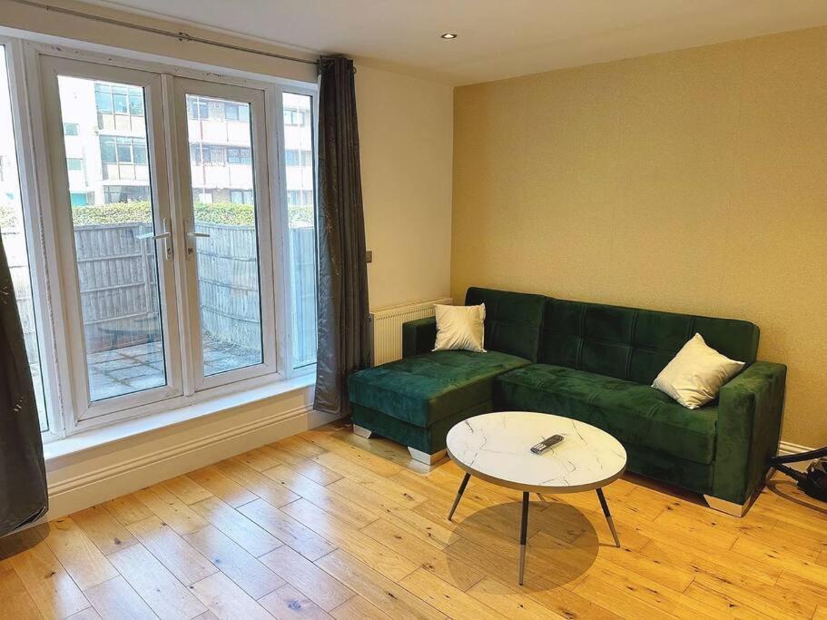 1 Bed Room Flat Near Central 伦敦 外观 照片