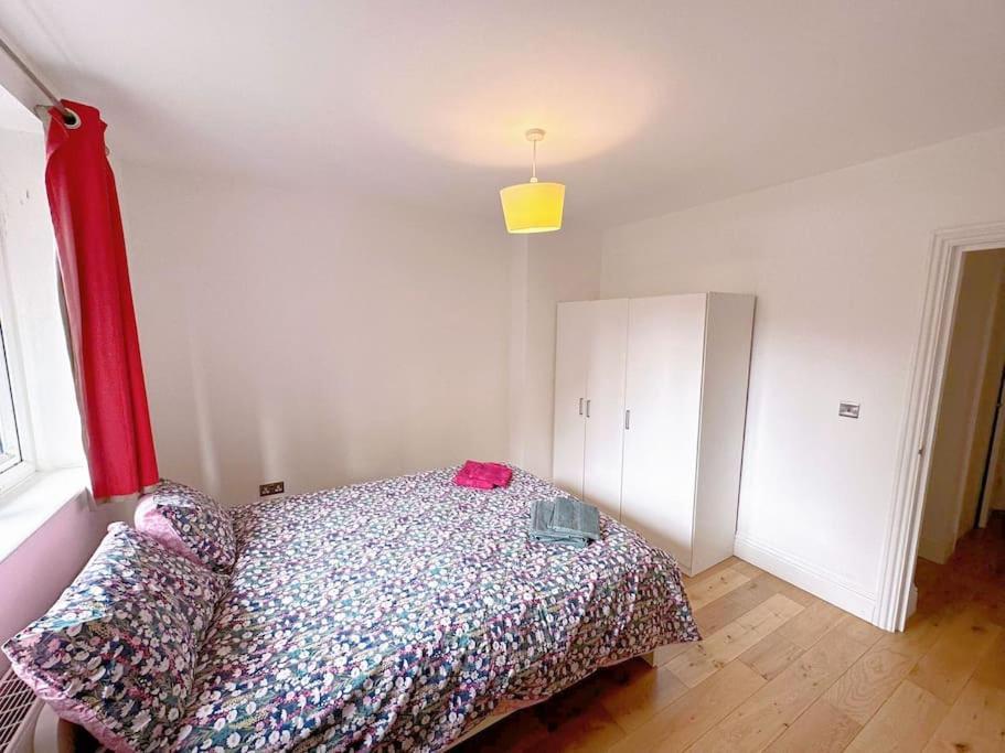 1 Bed Room Flat Near Central 伦敦 外观 照片
